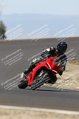 media/Jun-07-2025-TrackDaz (Sat) [[4413525952]]/A Group/12pm (Turn 2)/